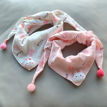 Trīsstūra šalle no kokvilnas, twill audums, režģa raksts, tie-dye apstrāde, saglabā siltumu.