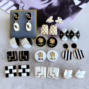 Naušnice od srebra 925 s emajlom, geometrijski cvjetni uzorak s mrežastim prugama, Drop glaze serija, model B71