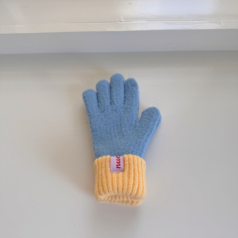 Dječje pletene rukavice s podijeljenim prstima - zimske tople, tie-dye stil, za dob 4–8 godina