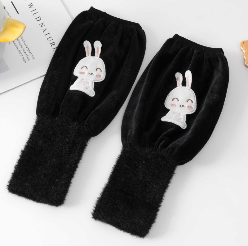 Bērnu rakstāmroku sargi rudens–ziemas sezonai, pret netīrumiem, siltas, karikatūru stilā