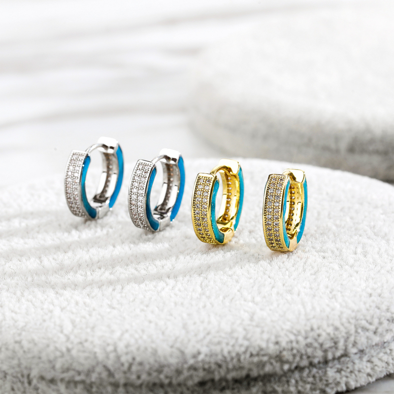 Naušnice s geometrijskim dizajnom, od bakra, unisex, proljeće 2023