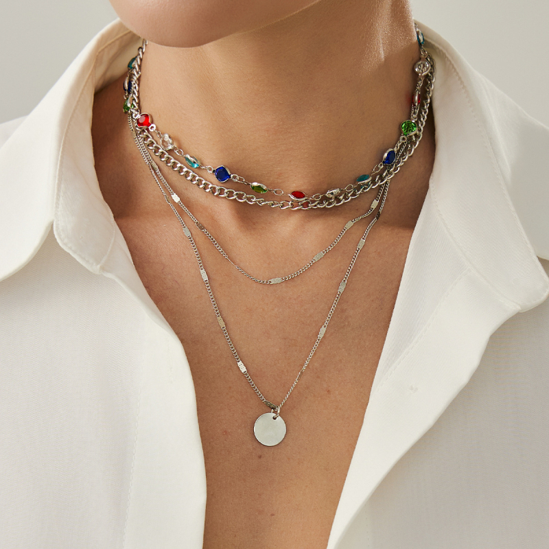 Fém nyaklánc keresztes medállal, többszintű kivitel, kulcscsonti nyaklánc, elektroplatált