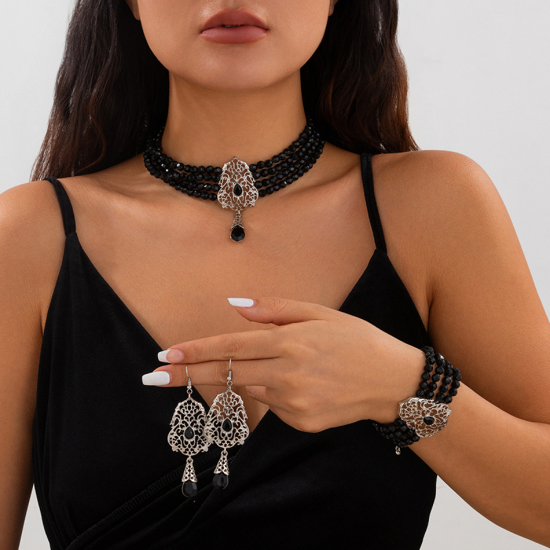 Geometriai chokert nyaklánc mesterséges gyöngyökkel és négyzet alakú strasszokkal, többpontos golyógyöngy lánccal, könnyű luxus stílus