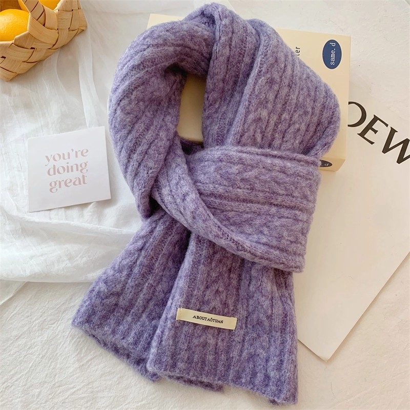 Šal od vunene smjese s kabelastom pletenom – zima 2025