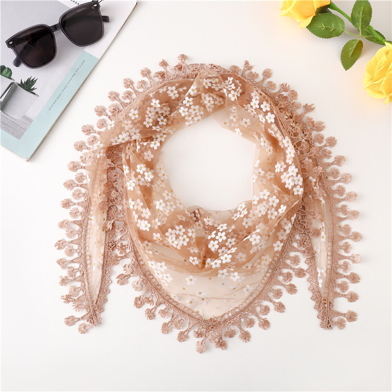 Swiftone triātrā šalle no velūra ar ziedu krokē mežģīni, visu sezonu siltums