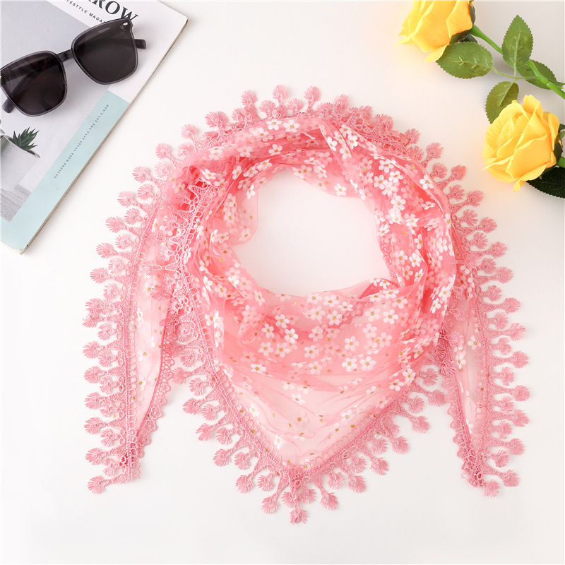 Swiftone triātrā šalle no velūra ar ziedu krokē mežģīni, visu sezonu siltums