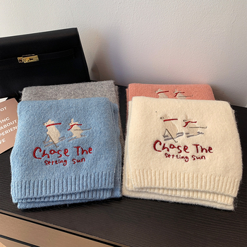 Koreai hímzett főiskolai stílusú kötött sál nőknek (Warp knitting; Keeps warm; Winter; Polyester fabric 61-70%)