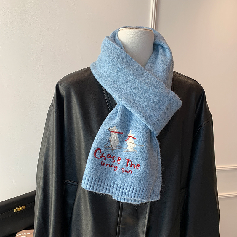 Koreai hímzett főiskolai stílusú kötött sál nőknek (Warp knitting; Keeps warm; Winter; Polyester fabric 61-70%)