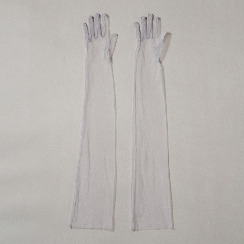 Hepburn-stílusú hosszú hálós menyasszonyi kesztyűk, elegáns retró kiegészítő a menyasszonyi ruhához — minden szezonhoz, 2023 őszén megjelenés