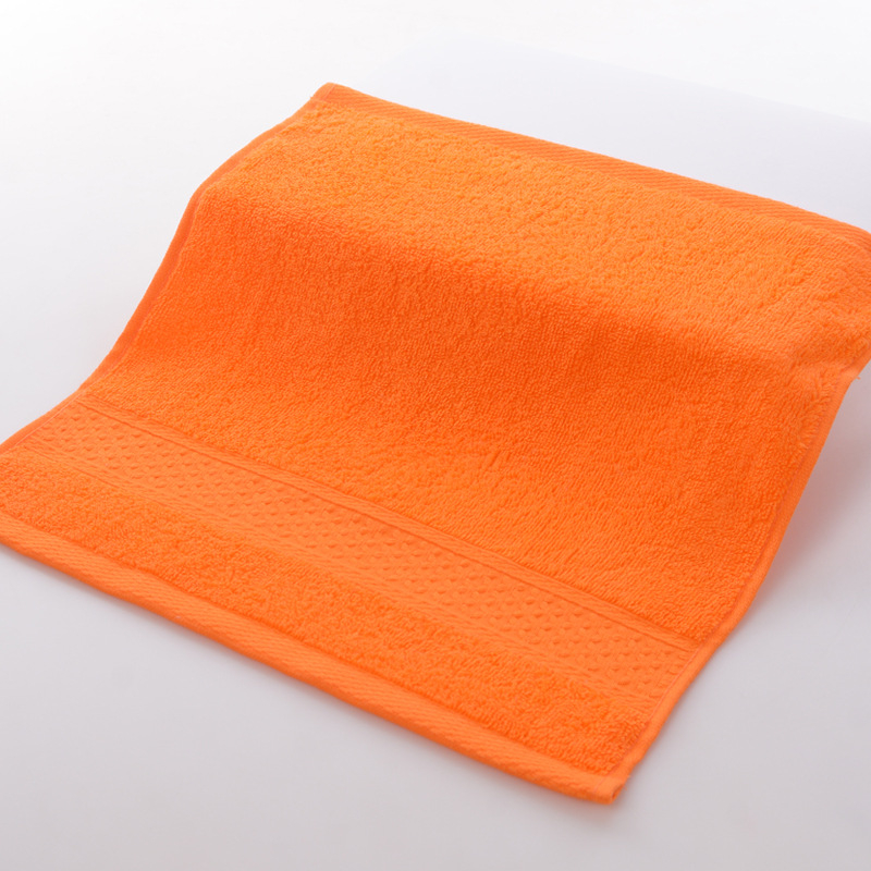 MonoRed Pamut négyzetes törölköző, egyszálas fonal, jacquard szövés, 0-5 s nedvszívás, logóval nyomtatott