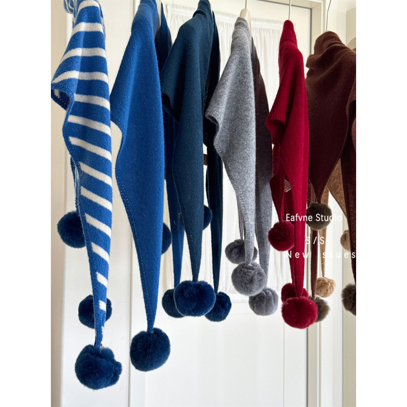 Триъгълен вълнен шал - 100% вълна, плетен, затопля през зимата