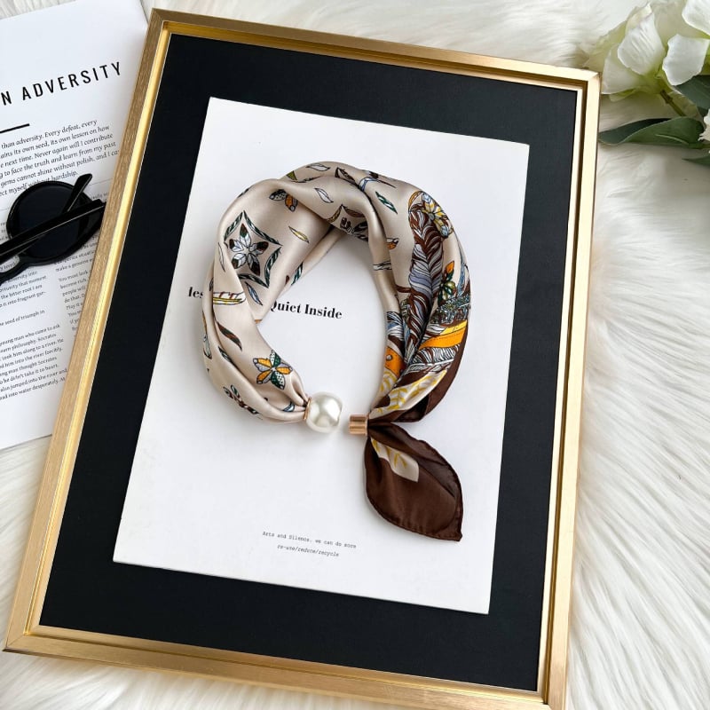 Négyzet alakú poliészter sál, sík szövés, eredeti dizájn, nyomtatás, tavaszi 2025 megjelenés