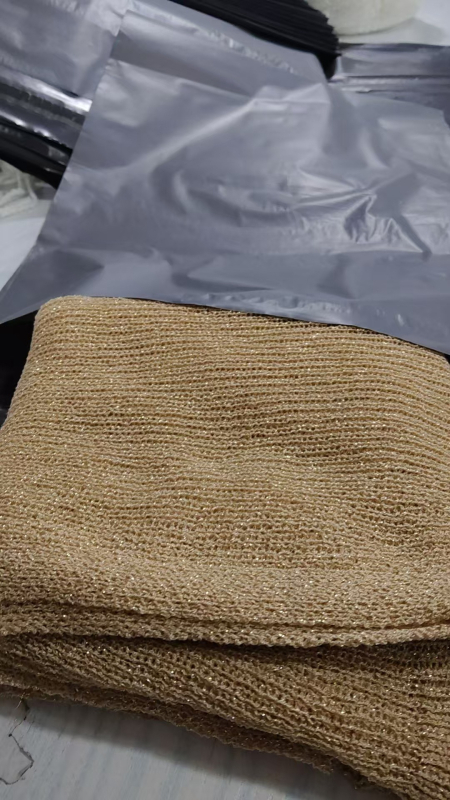 Top od otvorenog pletenog šala s cape stilom, američki stil široke kroje, svestrano nošenje (Poliester; warp pletenje; širina 40 cm; jednobojan; višefunkcionalan)