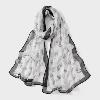 Шифонен шал с флорален принт – полиестерова материя, средно дълъг пасторал стил, пролет 2025