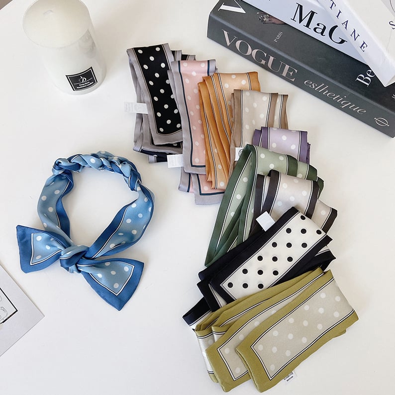 Сатенен шал с точки, тънък лентов стил, ширина 5,5 см, 100% плат, средна дължина