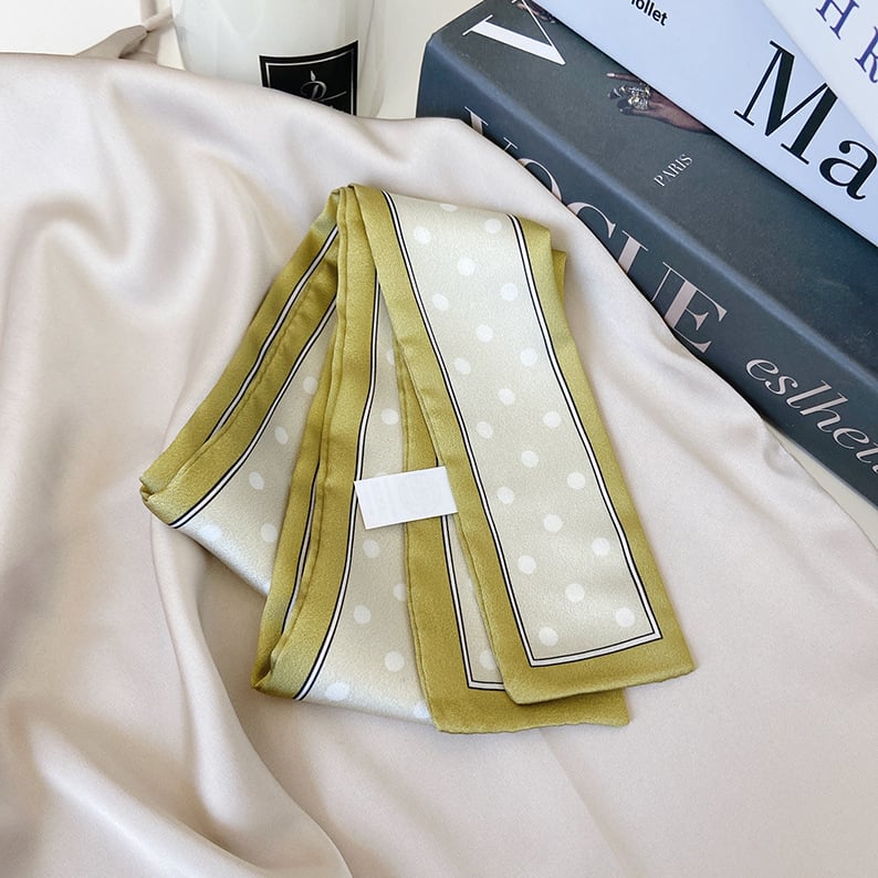Сатенен шал с точки, тънък лентов стил, ширина 5,5 см, 100% плат, средна дължина