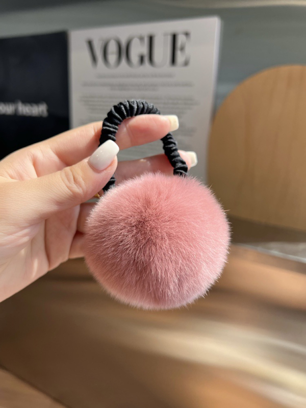 Аксесоар за коса с пухено топче от истински Rex заек — ръчна изработка, еластична лента, стил Inst