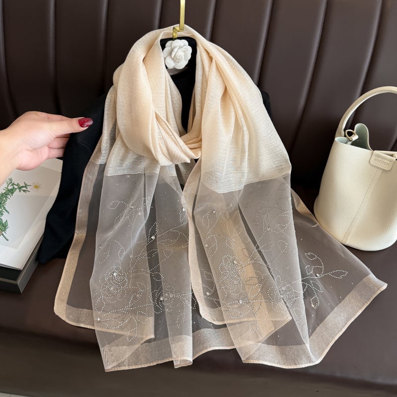 Női fejkendő szintetikus selyemből, kristályokkal és gyöngyökkel díszített, vékony, napsugárvédő funkcióval, eredeti dizájn