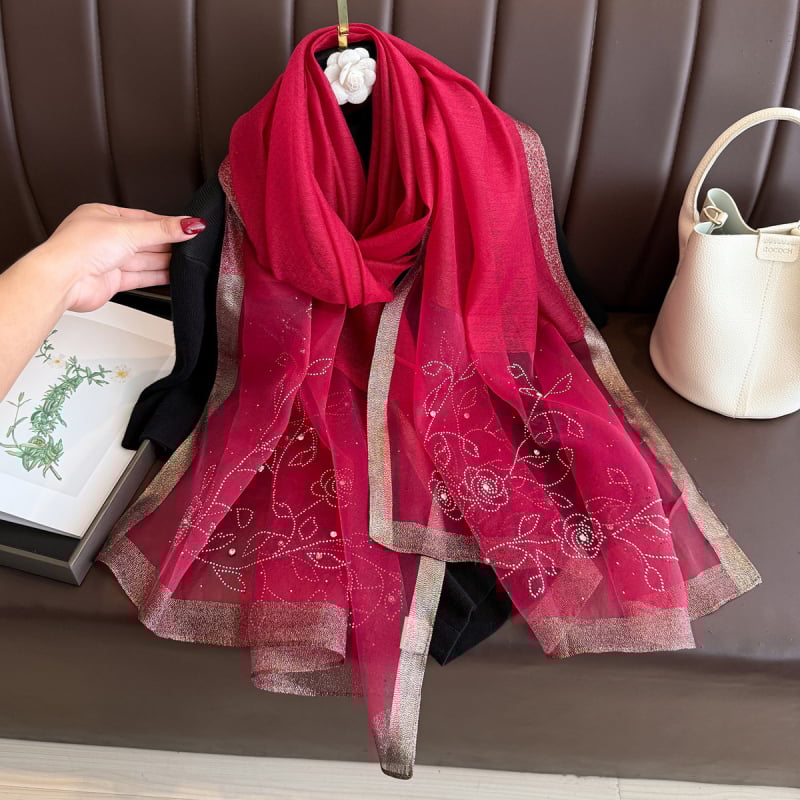 Női fejkendő szintetikus selyemből, kristályokkal és gyöngyökkel díszített, vékony, napsugárvédő funkcióval, eredeti dizájn