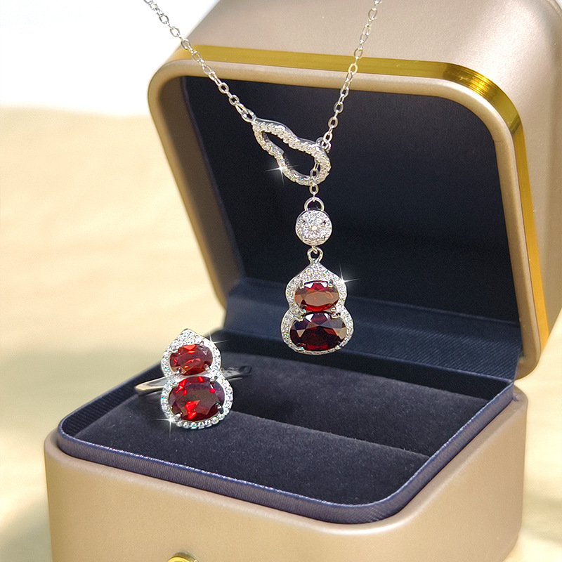 Set nakita od srebra 925 s privjeskom u obliku tikve, granat, topaz i peridot – višeslojna križna lančić