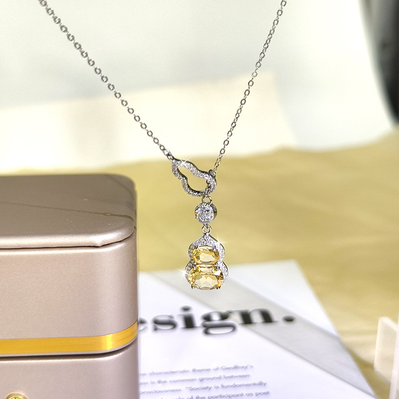 Set nakita od srebra 925 s privjeskom u obliku tikve, granat, topaz i peridot – višeslojna križna lančić