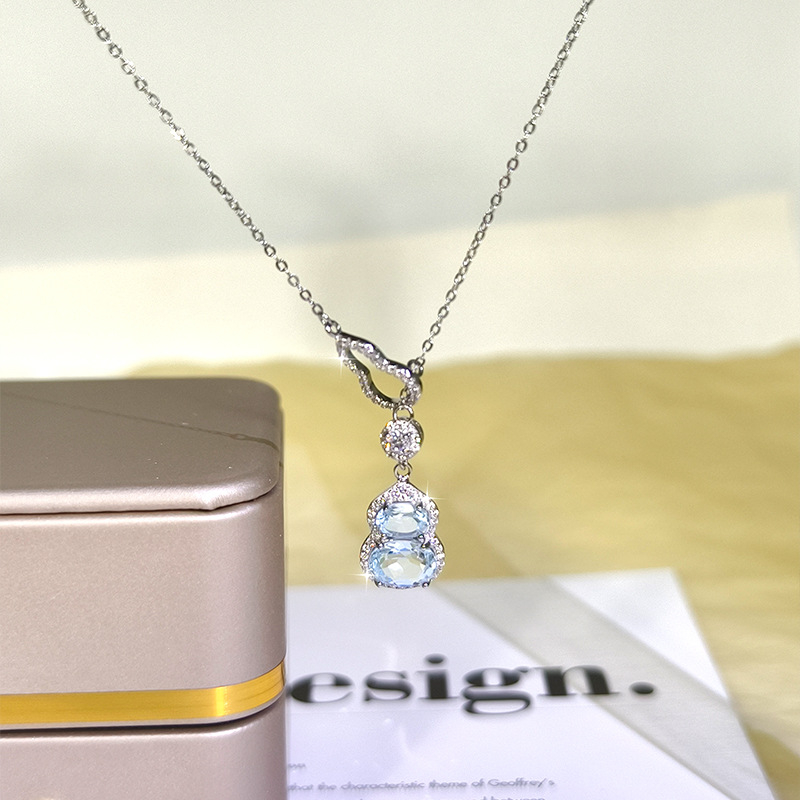Set nakita od srebra 925 s privjeskom u obliku tikve, granat, topaz i peridot – višeslojna križna lančić