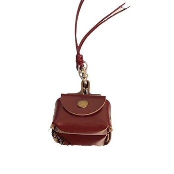 Nyaklánc U-alakú medállal és O-alakú lánccal, ötvözetből, elektroplatírozás, 2024 ősz kiadás