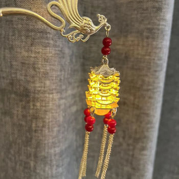 Svijetla spona za kosu s resicama u obliku pagode, Hanfu stil Yellow Crane Tower