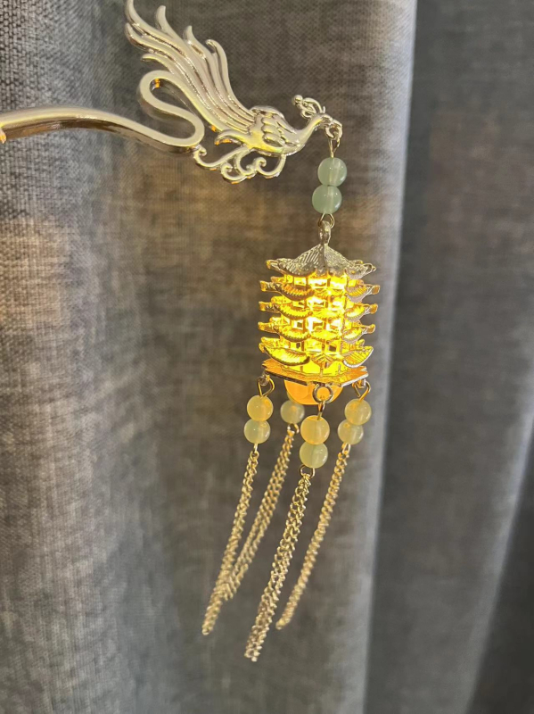 Svijetla spona za kosu s resicama u obliku pagode, Hanfu stil Yellow Crane Tower