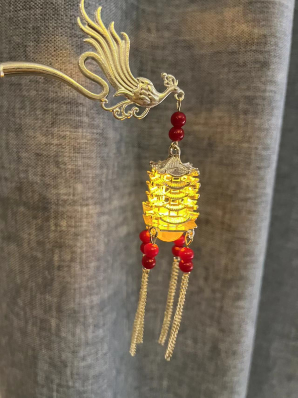 Svijetla spona za kosu s resicama u obliku pagode, Hanfu stil Yellow Crane Tower