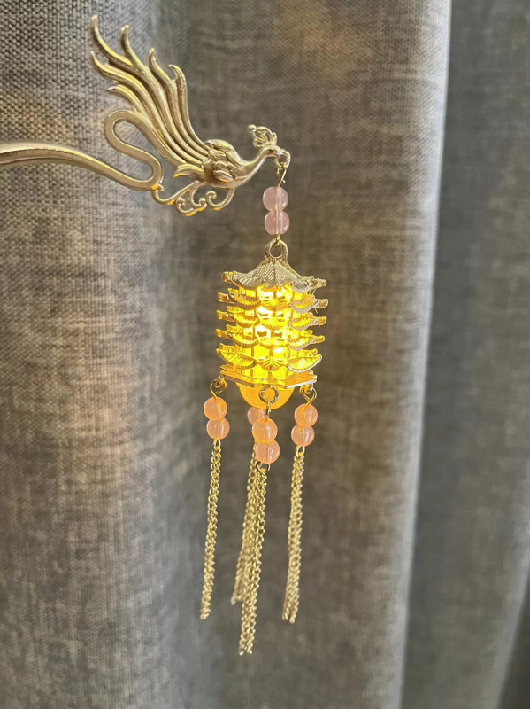 Svijetla spona za kosu s resicama u obliku pagode, Hanfu stil Yellow Crane Tower