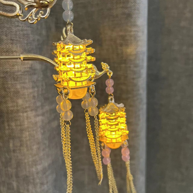 Svijetla spona za kosu s resicama u obliku pagode, Hanfu stil Yellow Crane Tower