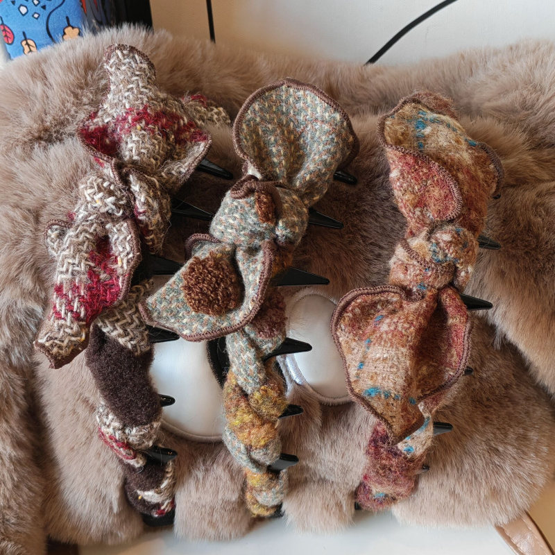 Hajcsat dupla masnival, kézzel készített textilből, talan márka, 2025 tél