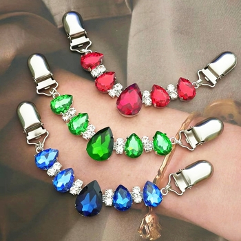 Šalles klips ar kristāliem – U‑forma, dimanta ielikums, modelis YHMYJ14, sievietēm INS stils