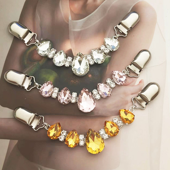 Šalles klips ar kristāliem – U‑forma, dimanta ielikums, modelis YHMYJ14, sievietēm INS stils