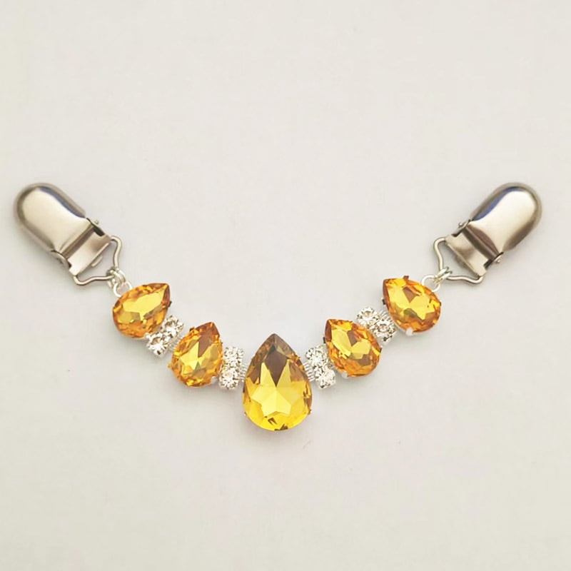 Šalles klips ar kristāliem – U‑forma, dimanta ielikums, modelis YHMYJ14, sievietēm INS stils