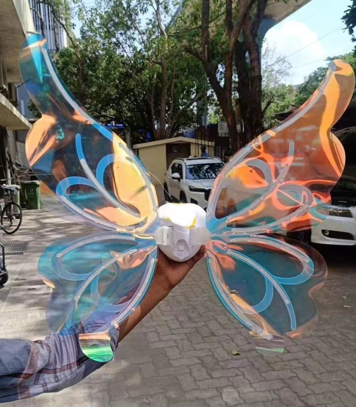 LED sparnų žaislas vaikams — šviesūs elfų sparnai iš plastiko, tinkamas 7–14 metų