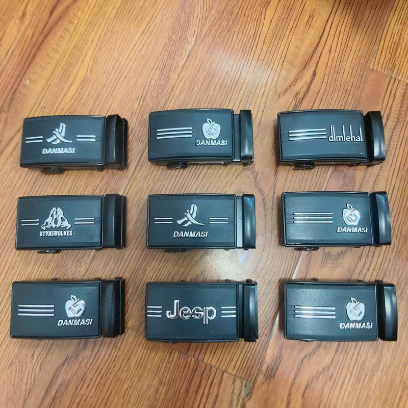 Dzelzs automātiskā jostas sprādze, biznesa stilā, pielāgojama biznesa vidēm