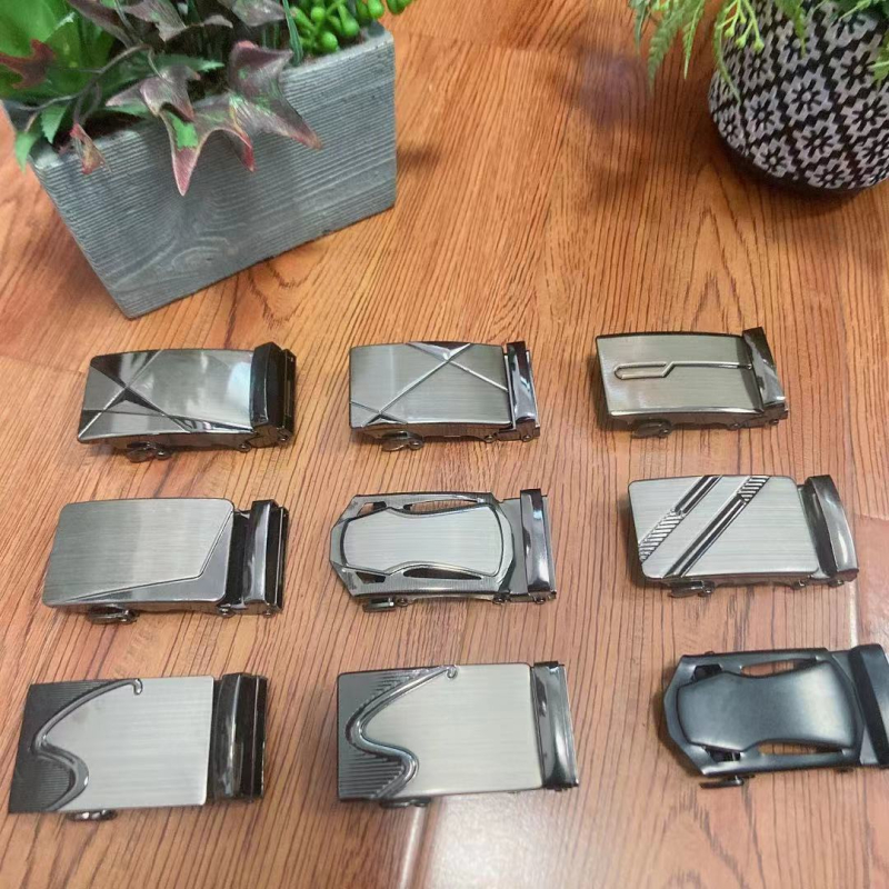 Dzelzs automātiskā jostas sprādze, biznesa stilā, pielāgojama biznesa vidēm