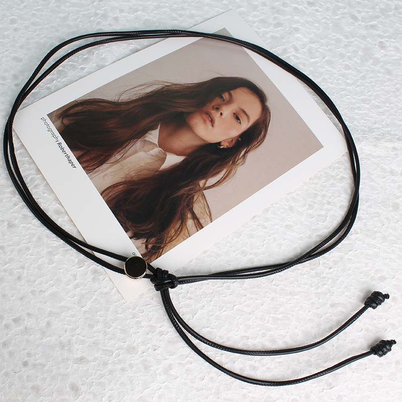 Sieviešu jostas ķēde no mākslīgās ādas, plāna, regulējama, garums 125 cm, platums 0,4 cm, atpūtas stils