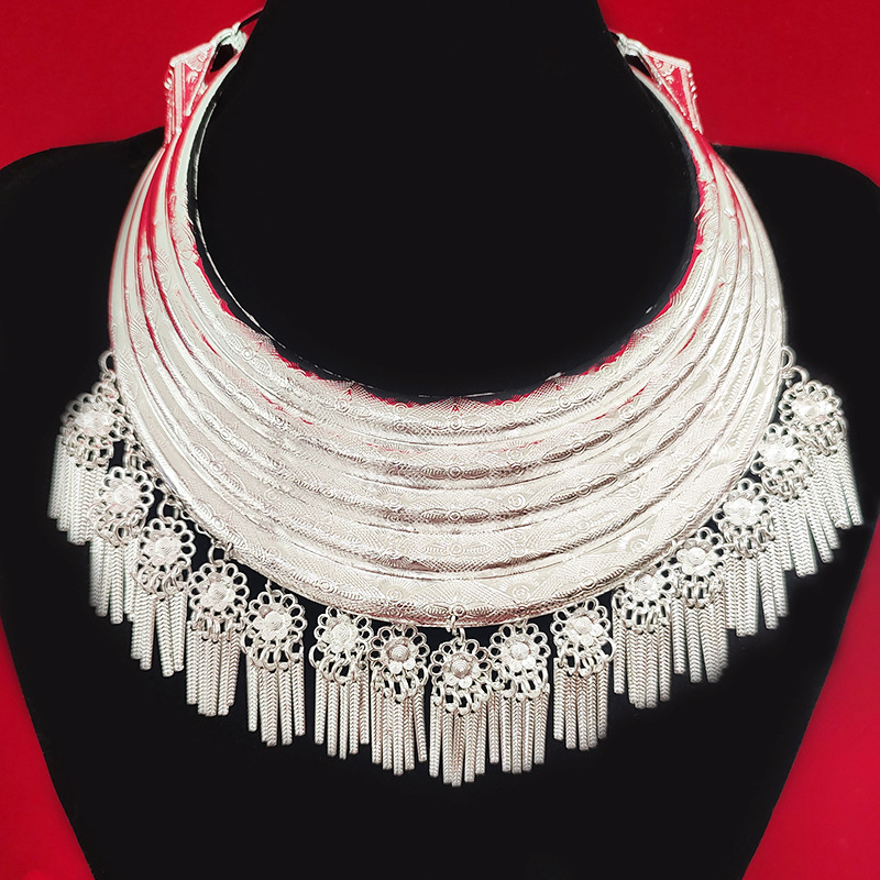 Vėrinys, Miao etninio stiliaus, geometrijškas cinko lydinio pakabukas, daugiasluoksnė susukta grandinė, moterims