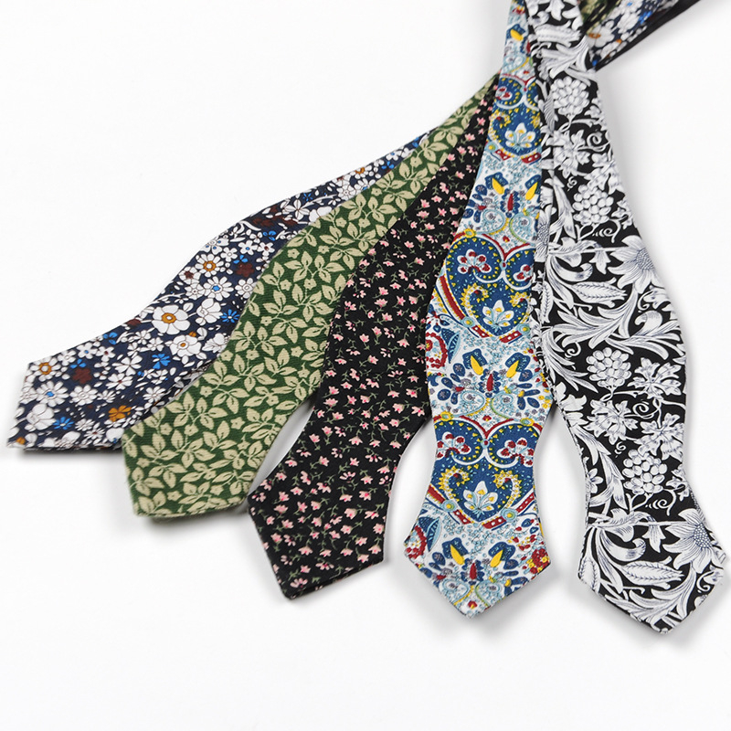 Mašna leptir s floralnim printom, poliester, jacquard tkanina, podstava od acetata, unisex