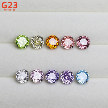 G23 titániumötvözetű geometriai formájú fülbevaló cirkón díszítéssel, titan fülpálcával