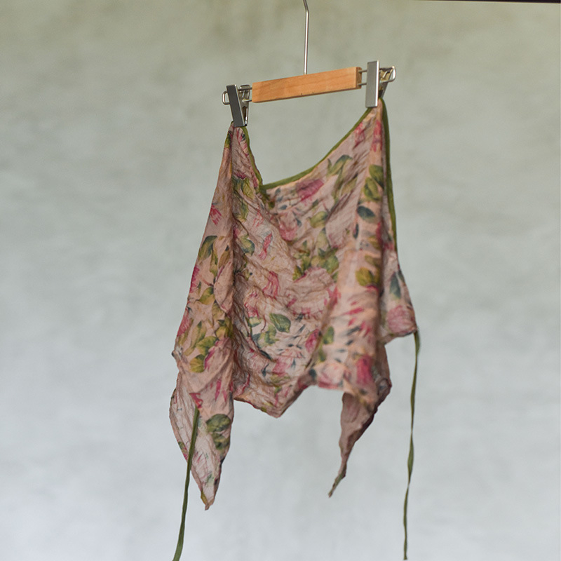 Jednodelna pregača s digitalnim otiskom na tkanini, pravokutni oblik, serija Mala pregača, ženski stil književnost i umjetnost