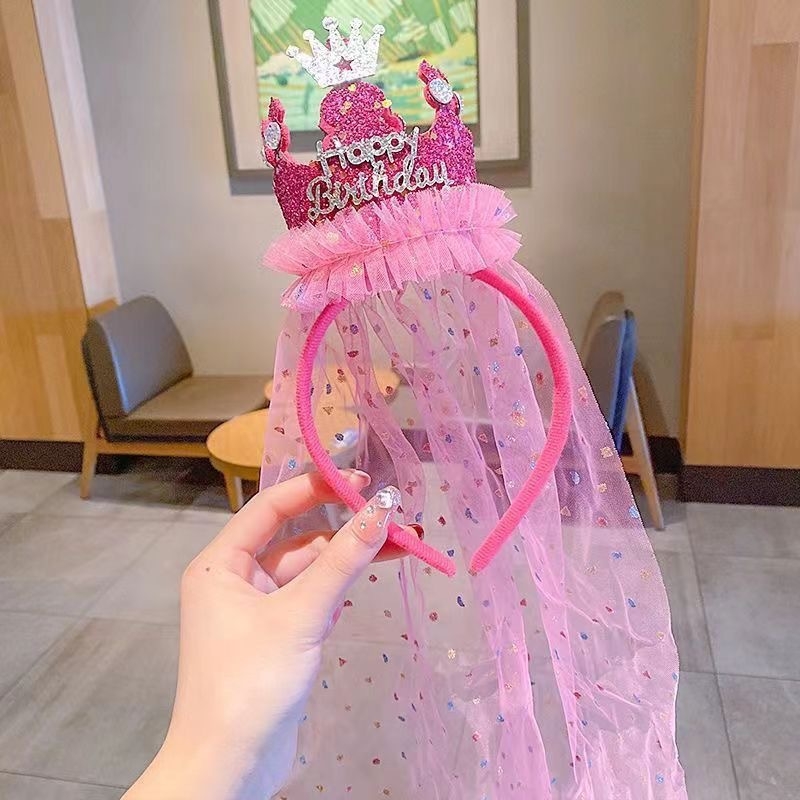 Meitenes dzimšanas dienas cepure ar plīvuru – fotorekvizīts ballītei (Zīmols: Other; Materiāls: Other; IP atļauja: Nē; Pasākums: Dzimšanas diena; Kategorija: Dzimšanas dienas cepure)