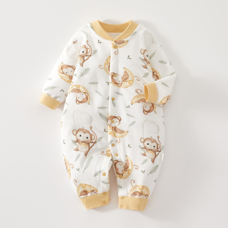 Bērnu kombinezonā ar kokvilnas pildījumu, garas piedurknes, vecums 1–3 gadi, pavasaris-rudens-zima, pogu aizdare