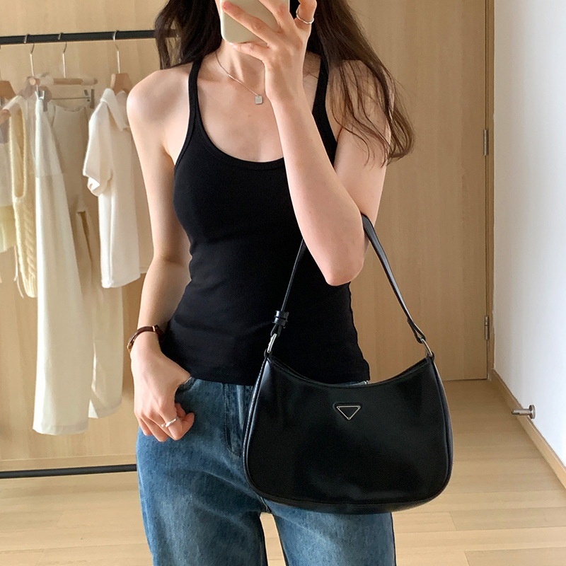 Kemisole top ar siksnām, Sling stils, stingrs pieguļums, Viskozes 95% + Elastāns 5%, Vienkrāsains dizains, Iekšējais krūšu spilvens, Vasara 2025