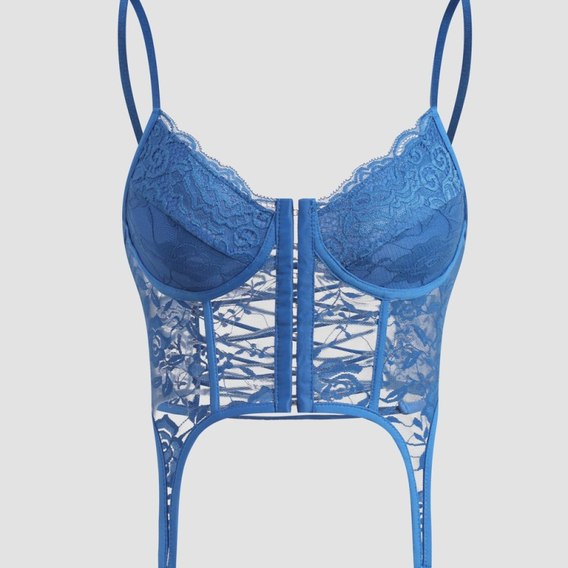 Naisen čipkasti camisole s V-izrezom, prozirni čipkasti detalji, krížni sling remenice, poliester, 141–160 g/m2