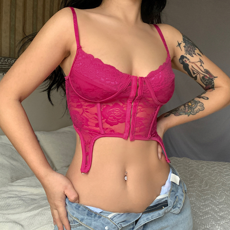 Naisen čipkasti camisole s V-izrezom, prozirni čipkasti detalji, krížni sling remenice, poliester, 141–160 g/m2