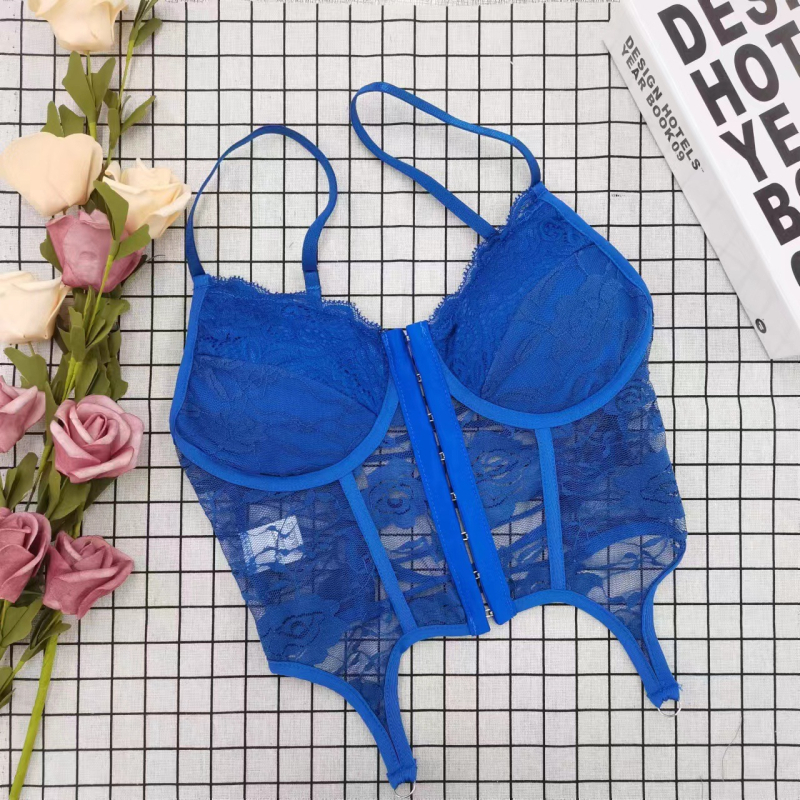 Naisen čipkasti camisole s V-izrezom, prozirni čipkasti detalji, krížni sling remenice, poliester, 141–160 g/m2